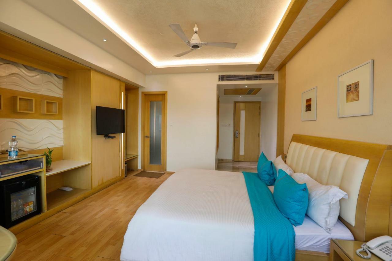 Shivoy Hotel جوراكبور المظهر الخارجي الصورة