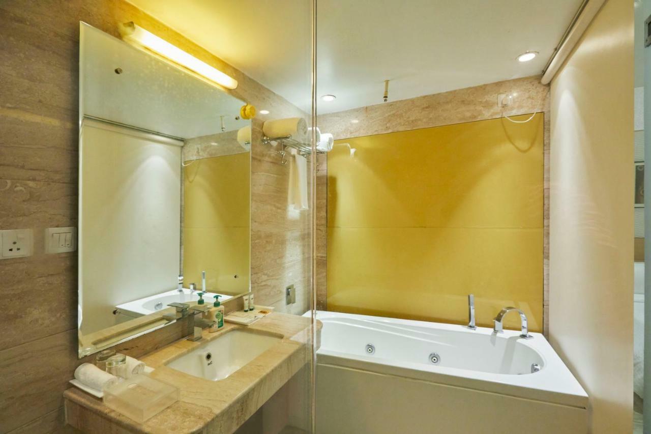 Shivoy Hotel جوراكبور المظهر الخارجي الصورة